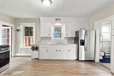 297 Burnside Avenue, Woonsocket, RI 02895 - Photo 5