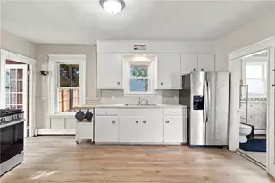297 Burnside Ave, Woonsocket, RI 02895 - Photo 5