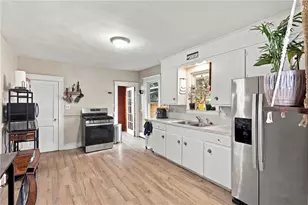 297 Burnside Ave, Woonsocket, RI 02895 - Photo 3