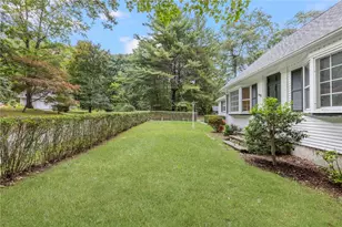 15 Williams Rd, Smithfield, RI 02917 - Photo 5