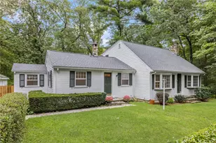 15 Williams Rd, Smithfield, RI 02917 - Photo 3