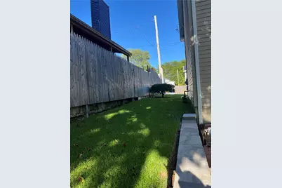 26 Ophelia Street, Providence, RI 02909 - Photo 15