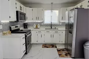 463 Potters Ave, Providence, RI 02907 - Photo 7