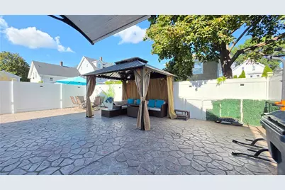 463 Potters Avenue, Providence, RI 02907 - Photo 3