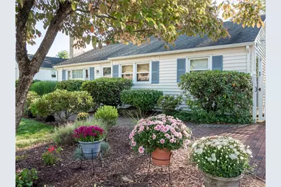54 Grasslands Road, East Greenwich, RI 02818 - Photo 3