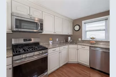 54 Grasslands Road, East Greenwich, RI 02818 - Photo 9