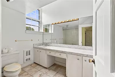 46 Chastellux Avenue #M7, Newport, RI 02840 - Photo 19