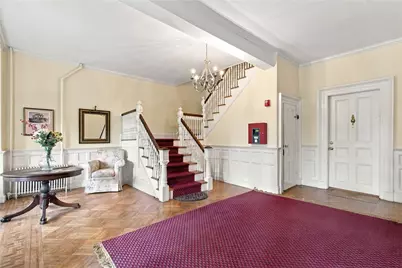 46 Chastellux Avenue #M7, Newport, RI 02840 - Photo 3