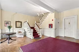 46 Chastellux Ave, Newport, RI 02840 - Photo 3