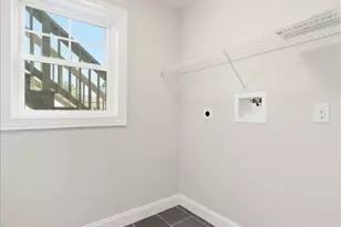 67 Kenway Ave, Warwick, RI 02889 - Photo 35