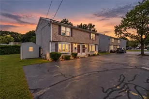 97 Reed St, Warwick, RI 02886 - Photo 5
