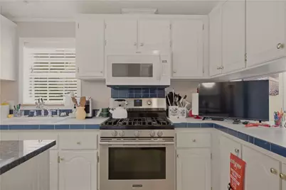 26 Mockingbird Lane, Tiverton, RI 02878 - Photo 21