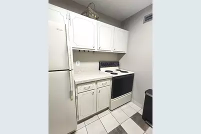 292 Pequot Avenue #4E, New London, CT 06320 - Photo 17