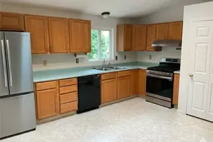 200 Bend St, Warwick, RI 02889 - Photo 7