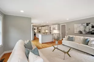 42 East Lantern Rd, Lincoln, RI 02865 - Photo 9