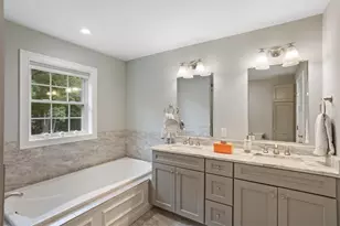 42 East Lantern Rd, Lincoln, RI 02865 - Photo 39