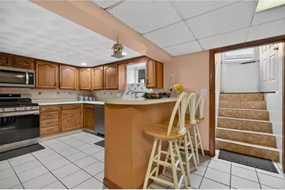 484 Weeden Street, Pawtucket, RI 02860 - Photo 21