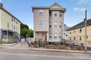 484 Weeden St, Pawtucket, RI 02860 - Photo 1