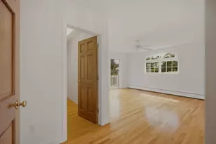 139 Lambie Cir, Portsmouth, RI 02871 - Photo 9