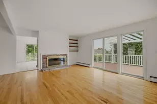 139 Lambie Cir, Portsmouth, RI 02871 - Photo 9