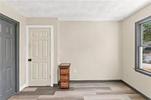 10 Erin Dr, South Kingstown, RI 02879 - Photo 31