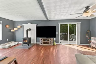 10 Erin Dr, South Kingstown, RI 02879 - Photo 15