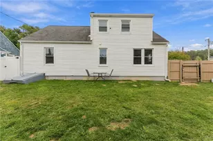65 Carriere Ave, Woonsocket, RI 02895 - Photo 7