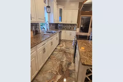 609 Armistice Boulevard, Pawtucket, RI 02861 - Photo 3