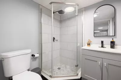122 Oriole Avenue, Pawtucket, RI 02860 - Photo 21