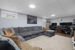 122 Oriole Ave, Pawtucket, RI 02860 - Photo 19