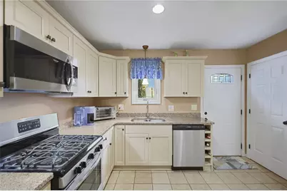 200 Cannon Street #107, Cranston, RI 02920 - Photo 3