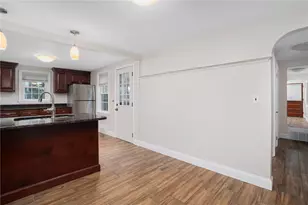 37 Haverford Rd, Warwick, RI 02886 - Photo 9