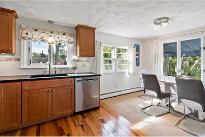 975 Anthony Road, Portsmouth, RI 02871 - Photo 19