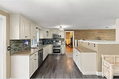 79 Thomas Leighton Boulevard, Cumberland, RI 02864 - Photo 7