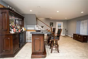 359 Carter Ave, Pawtucket, RI 02861 - Photo 17