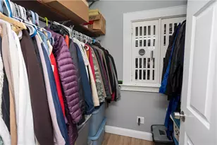 359 Carter Ave, Pawtucket, RI 02861 - Photo 23