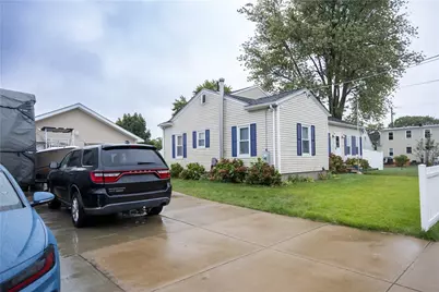 359 Carter Avenue, Pawtucket, RI 02861 - Photo 3