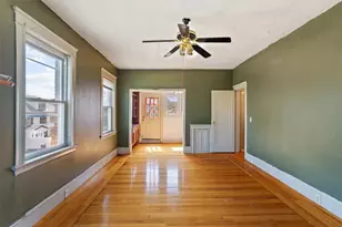 246 Lenox Ave, Providence, RI 02907 - Photo 23