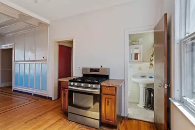 246 Lenox Avenue, Providence, RI 02907 - Photo 15