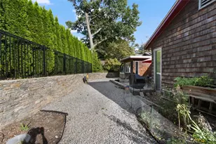 6 Coldbrook Ct, Cranston, RI 02920 - Photo 15
