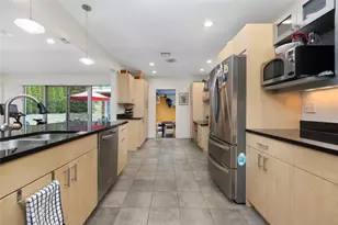 6 Coldbrook Ct, Cranston, RI 02920 - Photo 47