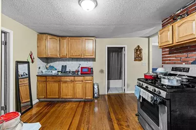 517 High Street, Central Falls, RI 02863 - Photo 7