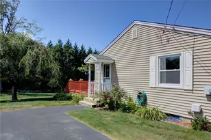 114 Redwood Rd, Portsmouth, RI 02871 - Photo 19