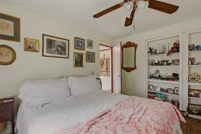 65 Green End Avenue, Middletown, RI 02842 - Photo 15