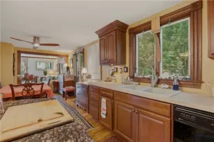 65 Green End Ave, Middletown, RI 02842 - Photo 13
