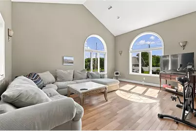 8 Lake View Court, Johnston, RI 02919 - Photo 5