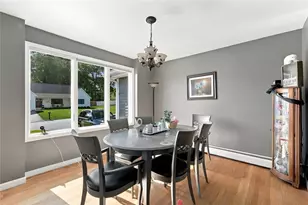 8 Lake View Ct, Johnston, RI 02919 - Photo 9