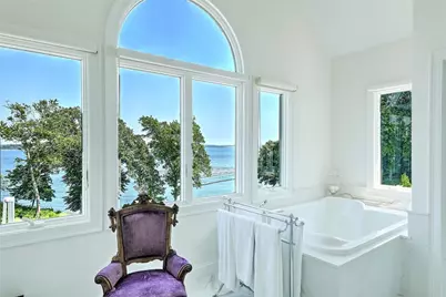 105 Heidi Drive, Portsmouth, RI 02871 - Photo 37