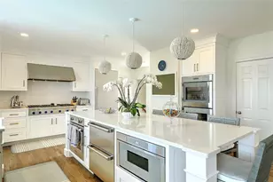 105 Heidi Dr, Portsmouth, RI 02871 - Photo 29