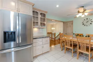 159 Hanover St, Warwick, RI 02886 - Photo 11